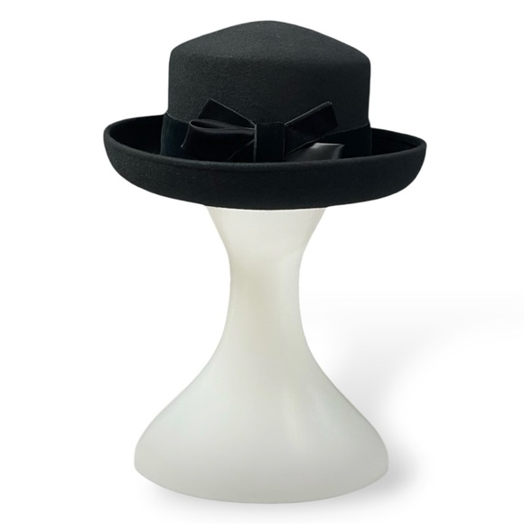 Amanda Smith Vintage 90s Bowler Made In Italy Black Wool Felt Rolled Brim Hat - Picture 10 of 12